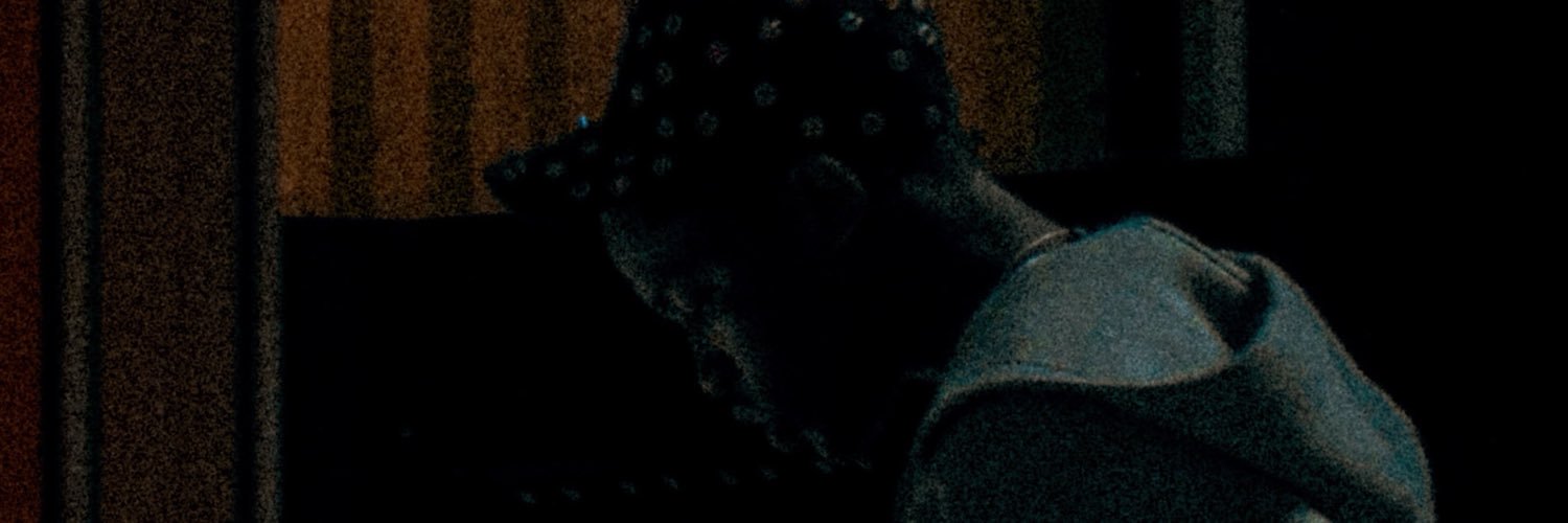DC3's banner
