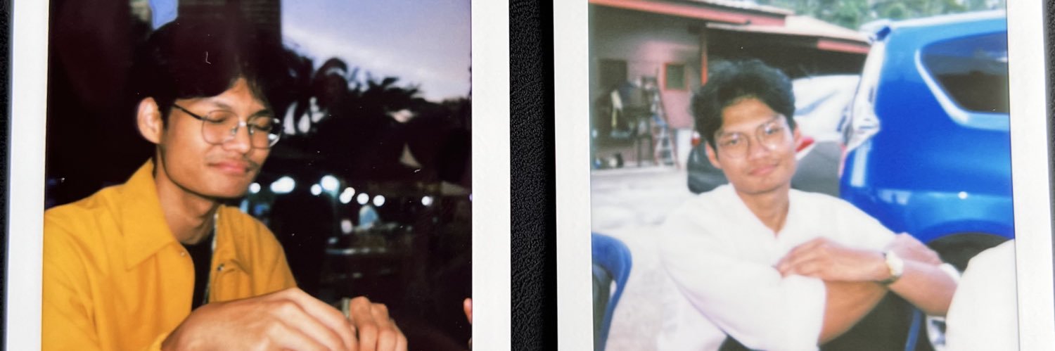 Awisy 🍇's banner