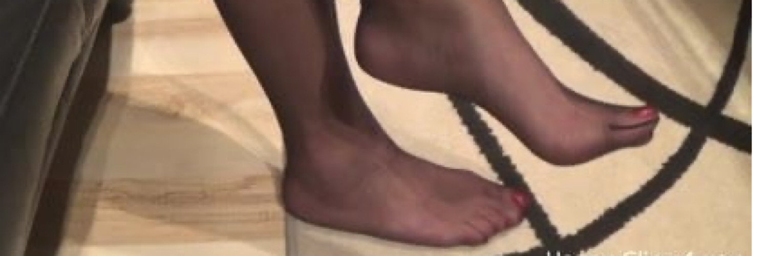 𝓷𝔂𝓵𝓸𝓷𝓼_𝓯𝓮𝓮𝓽's banner
