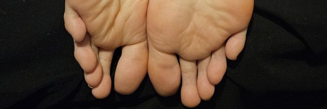 Feet Fetish Page 👣's banner