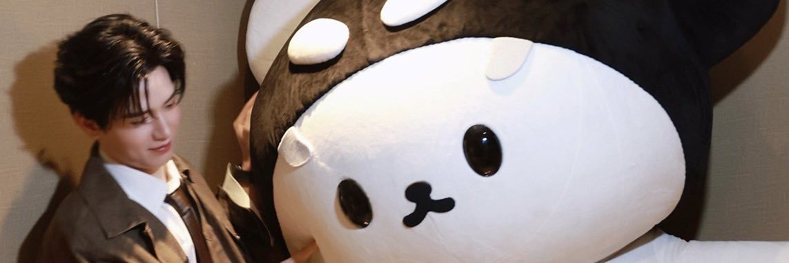 𝐭𝐚𝐰𝐚𝐧𝒄𝒉𝒂𝒑𝒕𝒆𝒓.'s banner