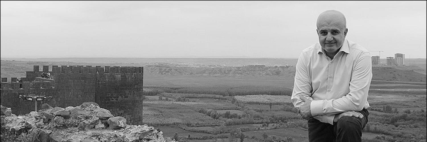 Arif Zêrevan's banner