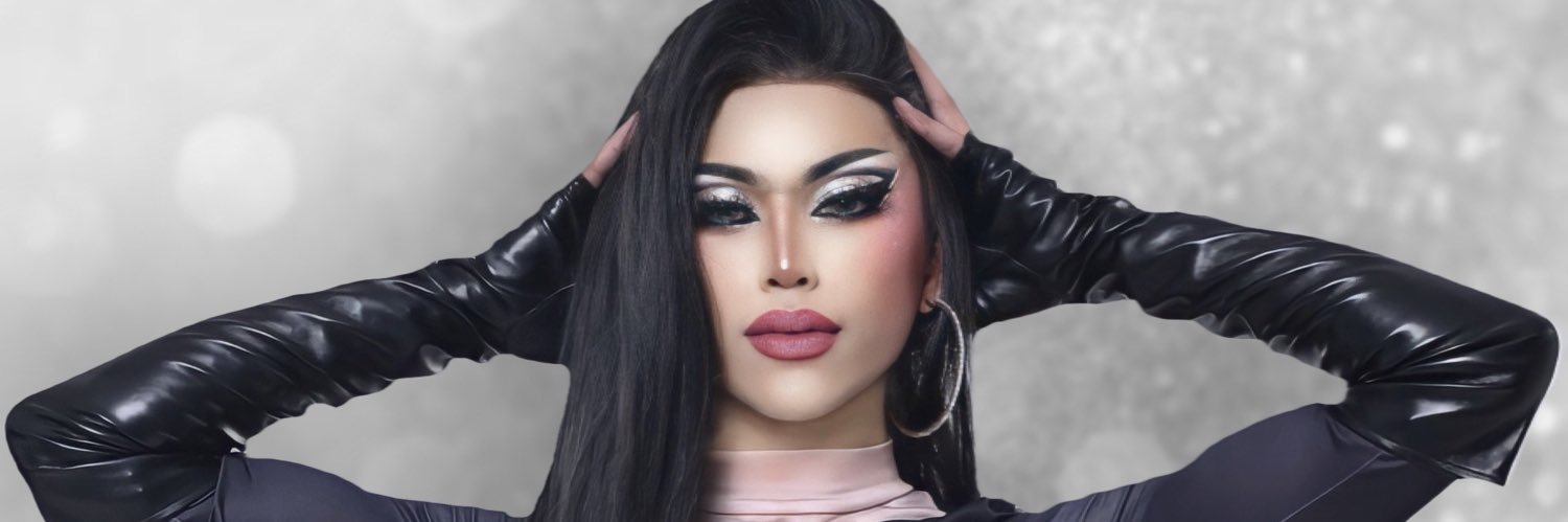 Riley Nicole ⭐️'s banner