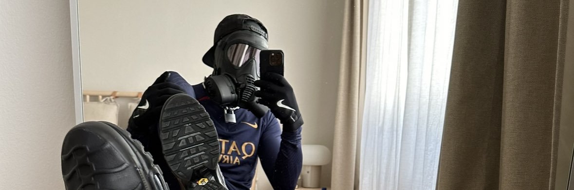 RubberedGuy ⬛️'s banner