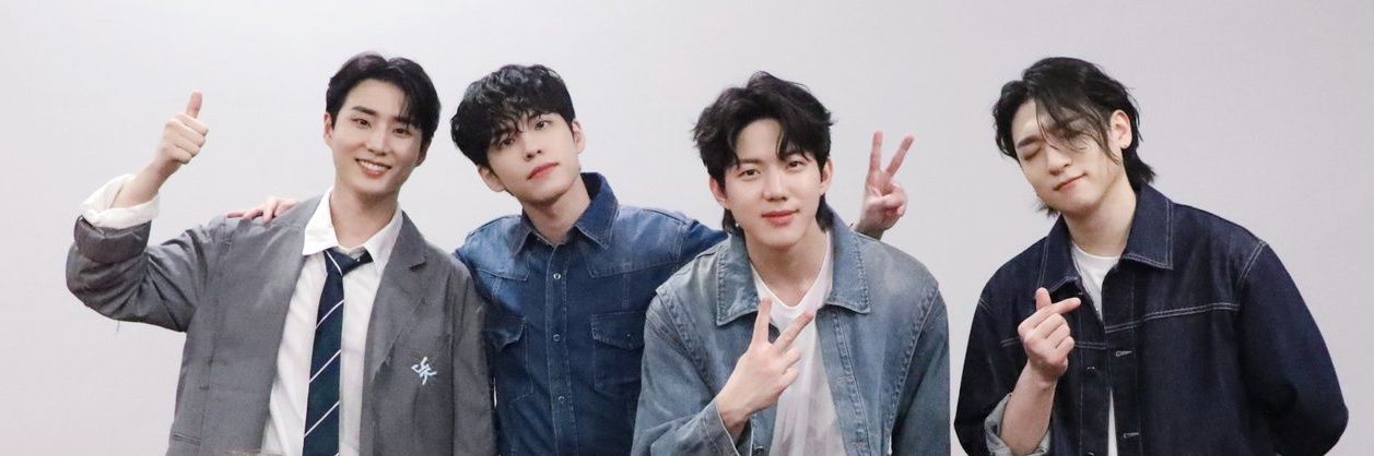 김벅참🌙's banner
