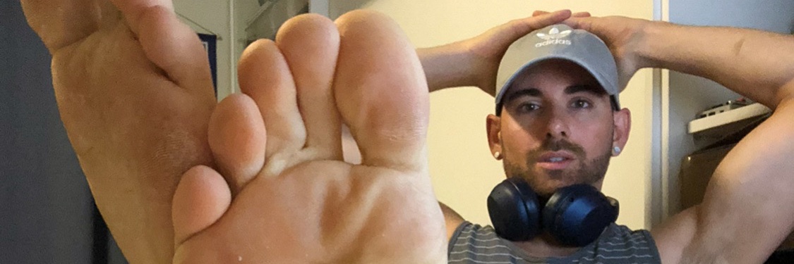FitArtist (12K)'s banner