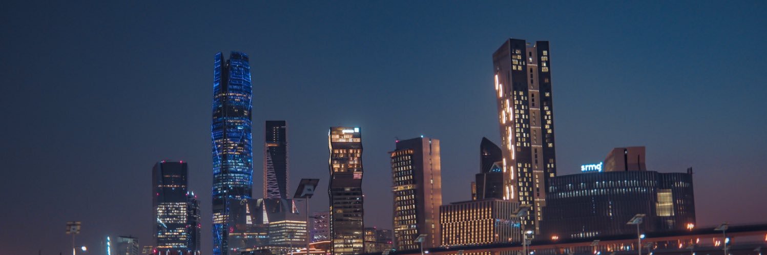 المخضرم 先生's banner