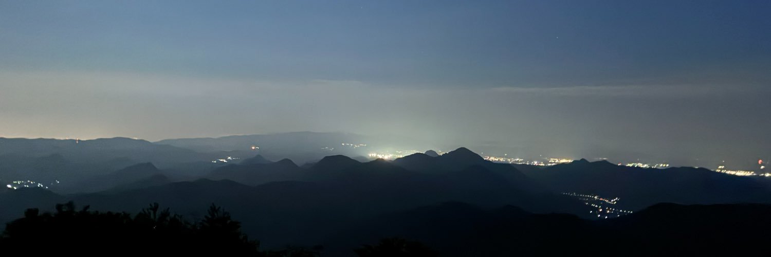 とある's banner