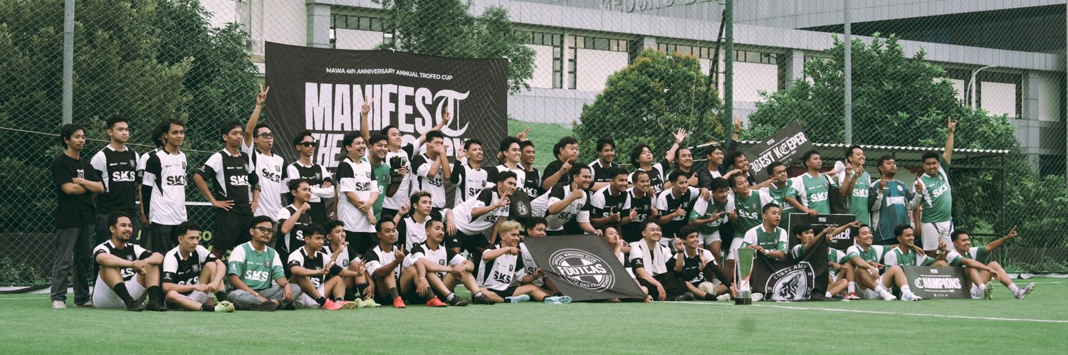 AM's banner