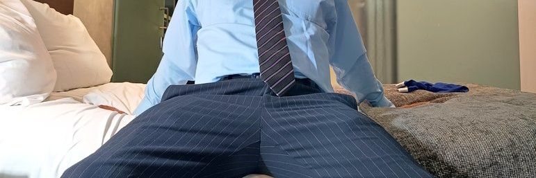 adrian moreno 👔👖👞's banner