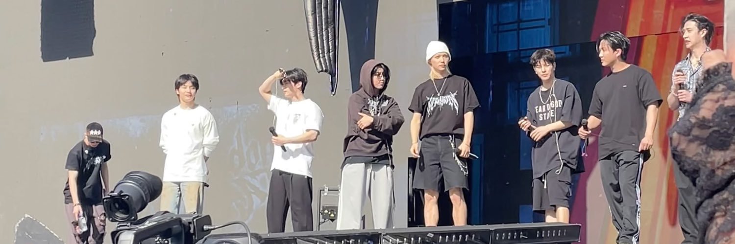 ane ❀‌ VIO A SKZ🇲🇽's banner