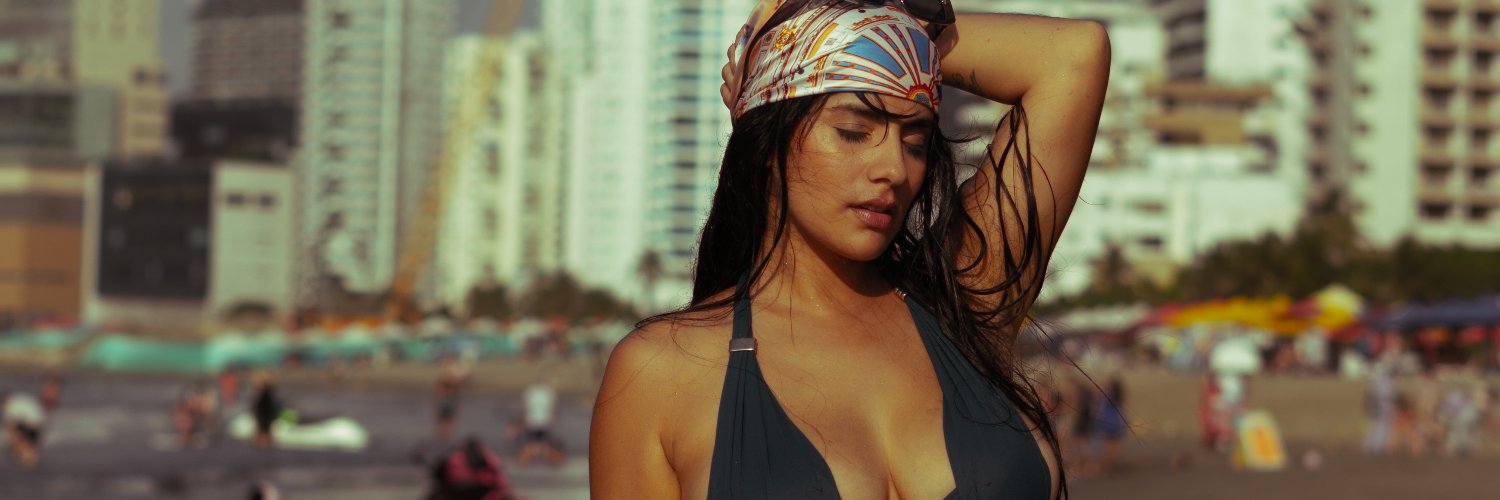 JENN GONZÁLEZ's banner