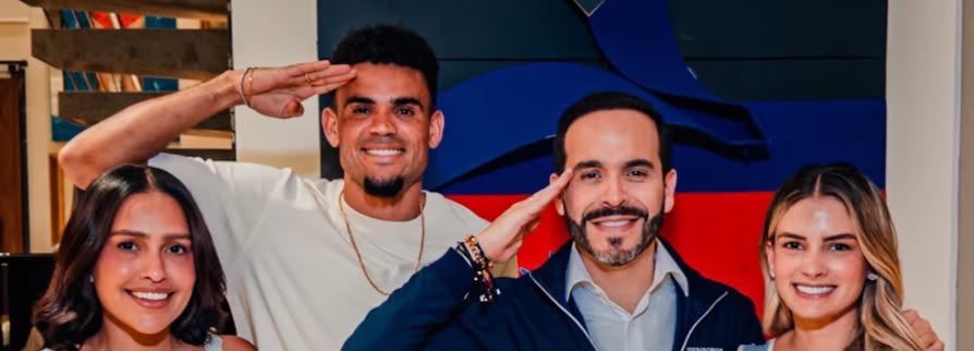 Out of context fútbol colombiano's banner