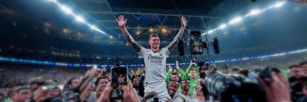 𝐓𝐡𝐞 𝐅𝐨𝐨𝐭𝐲 𝐋𝐚𝐝's banner