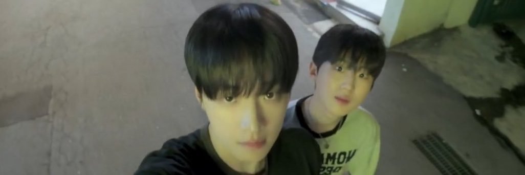 Amo🤍's banner