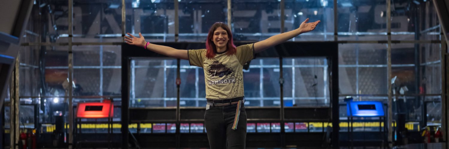 Ellie Rose 🦋's banner