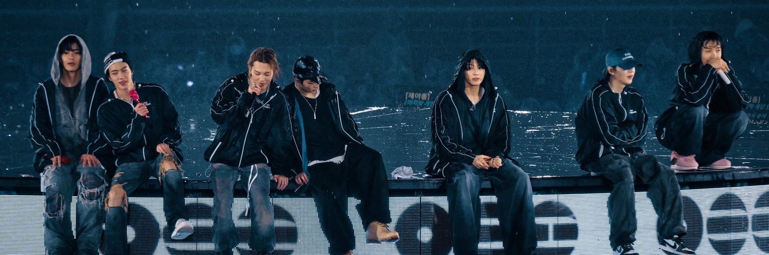 єℓℓу Ⓥ | ⦿ ☰ ☲¹³ᵗˢ's banner