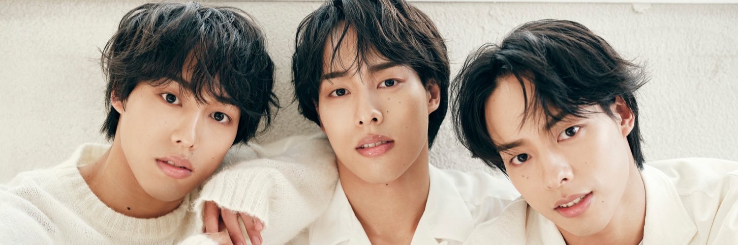 佐藤三兄弟's banner