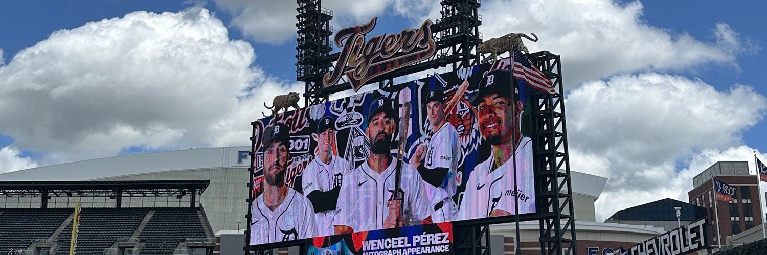 S🐝's banner