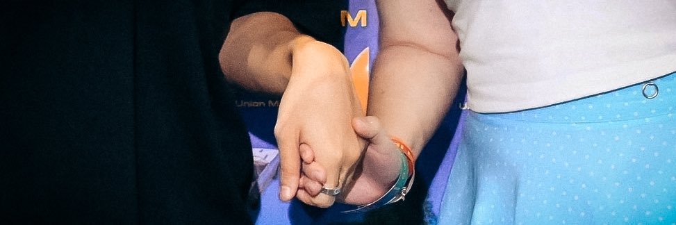 𝙣𝙖𝙩𝙖 | 영재💛's banner
