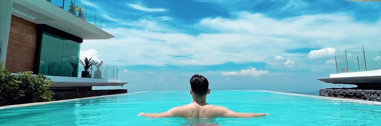 Johny's banner