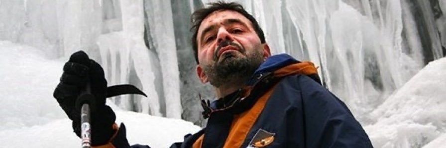 Ali Moradi🎒's banner