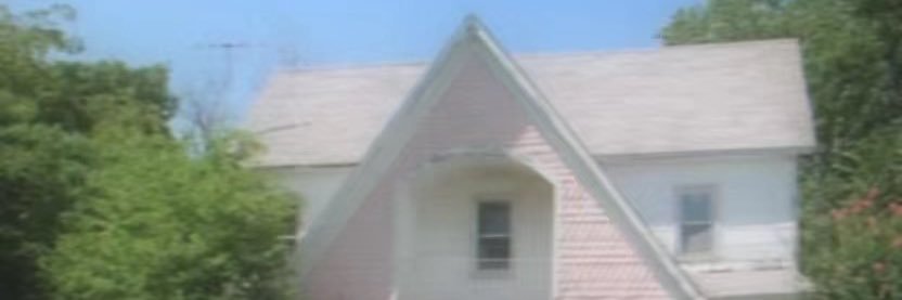 ⁷'s banner