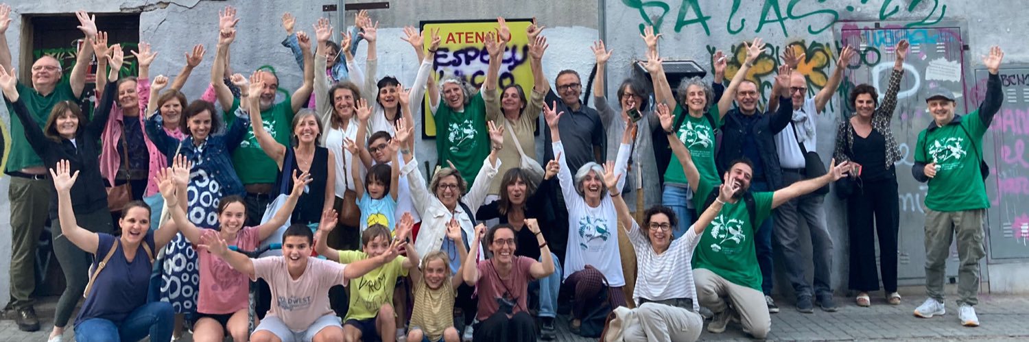Defensem Can Raventós's banner
