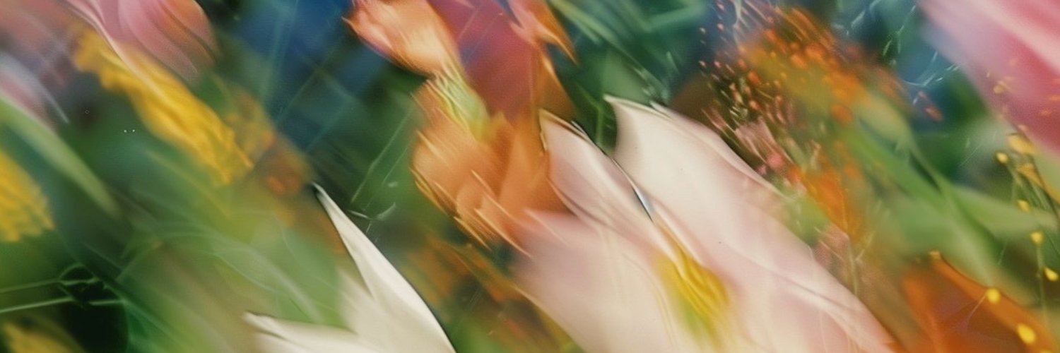 Michelle Fang 🌁's banner