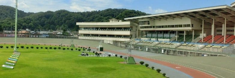 鷲田 佳史's banner