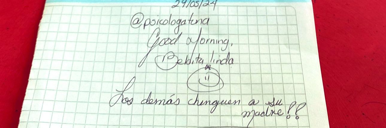 Edna Modas 🩷🤌🏻's banner