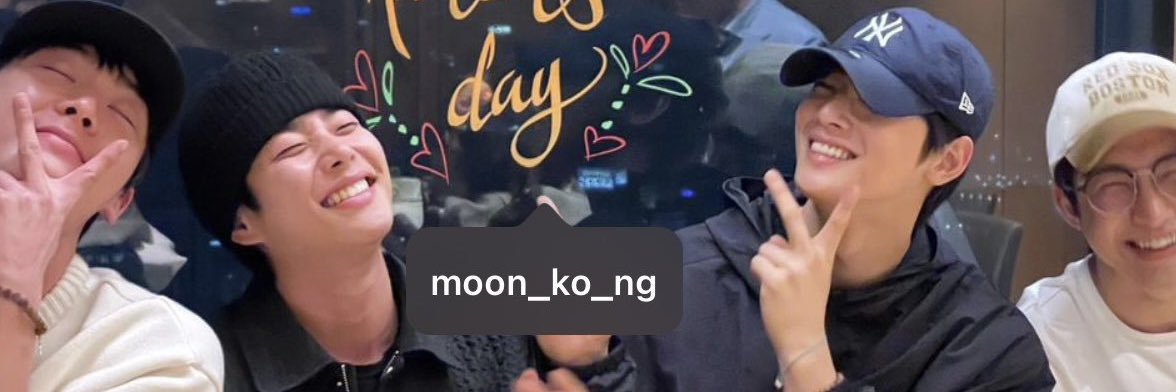 민석🌻🐶👑🌙🐥🌕's banner