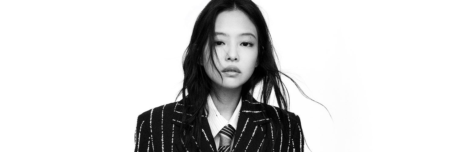 DAZED KOREA 데이즈드 코리아's banner