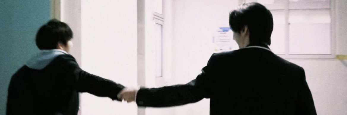 Sunoo and his prince (busy sya)'s banner