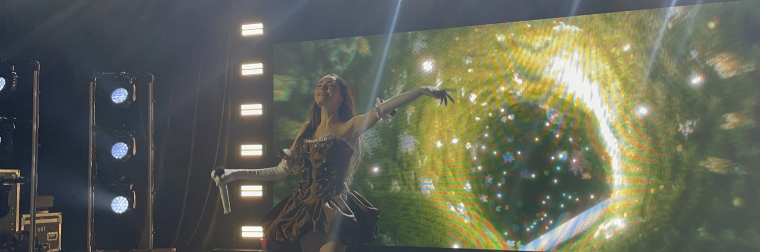 chantelle 𑣿🗝️🫂's banner