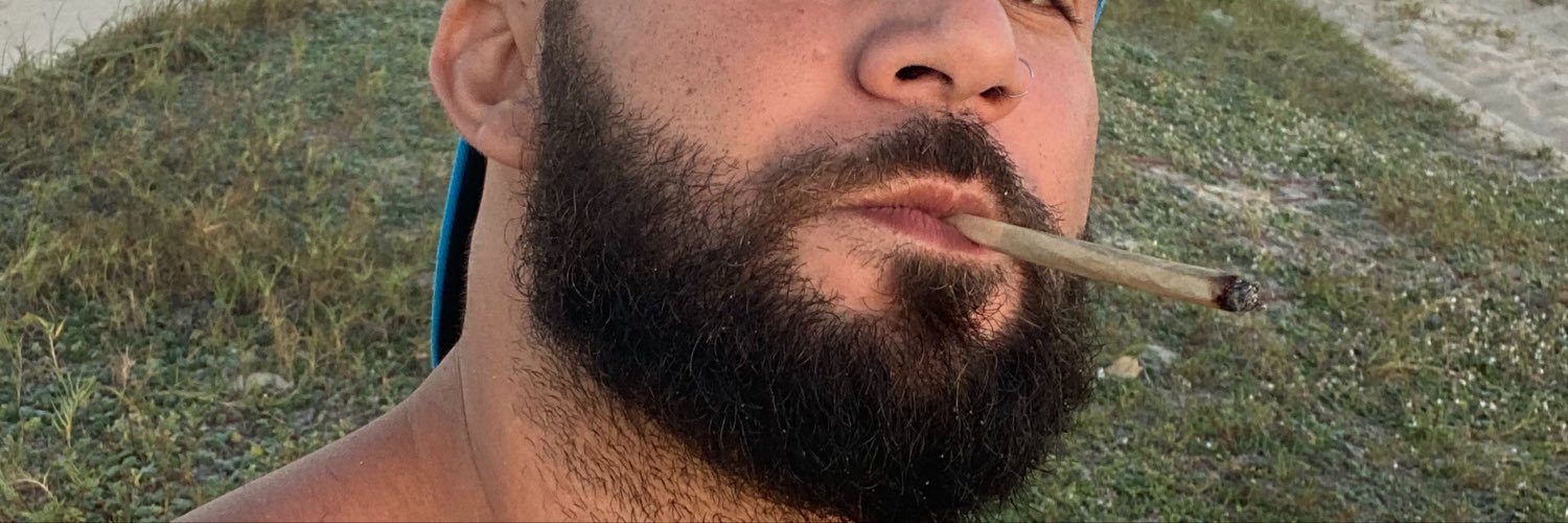 Maconheiro Barbudo's banner