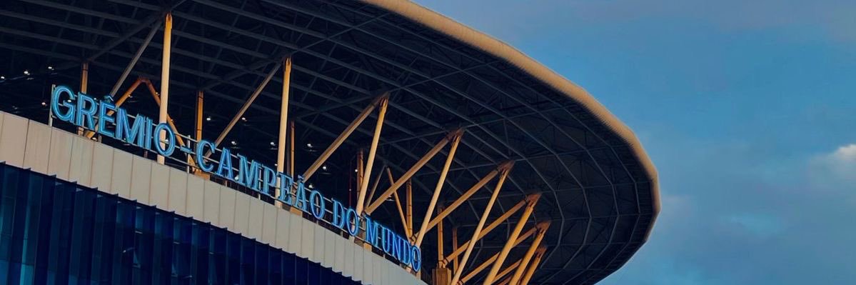 Luana 🇪🇪's banner