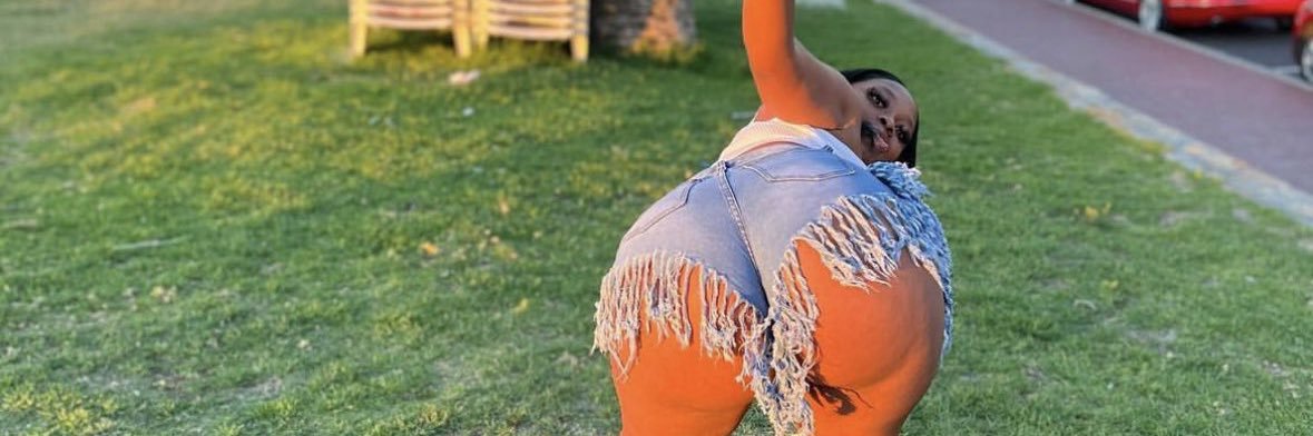 Lulu 🌻's banner