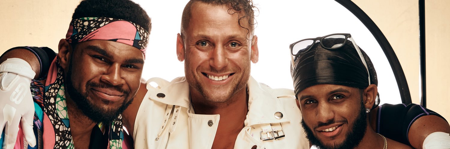 Waves & Curls's banner