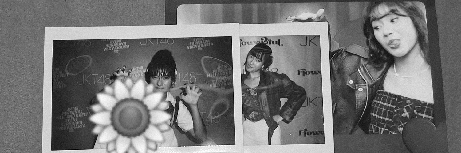 Kiesha 🌻's banner