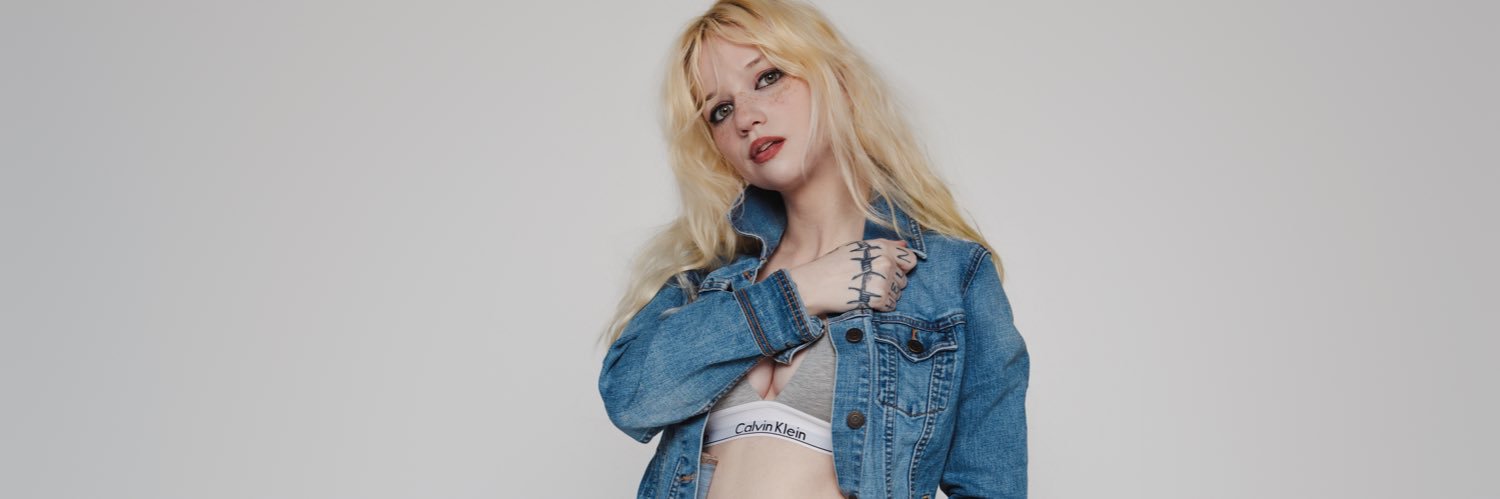 bardot ♡ ☆'s banner