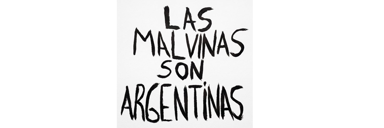 La Tana ❤💜🌈🦋♒'s banner