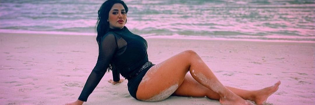 Mathira big Fan's banner