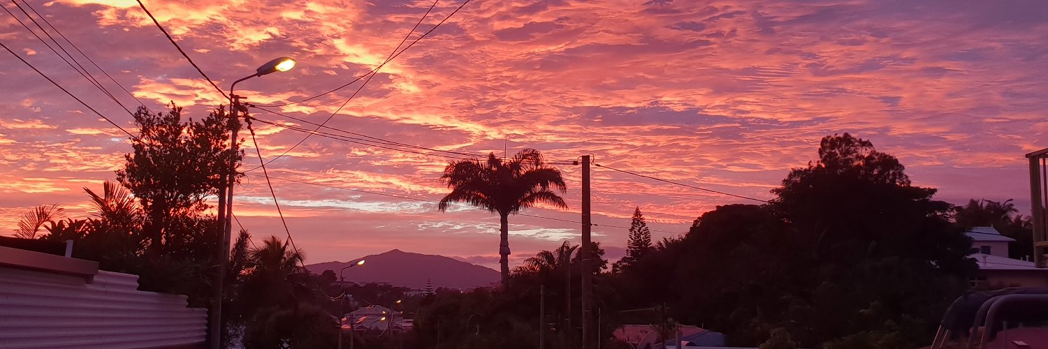 Anaïs 🇳🇨's banner