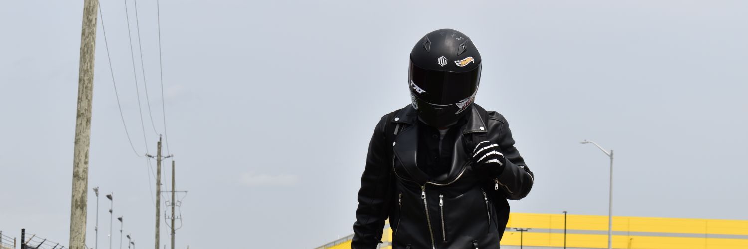 T70 Racer's banner