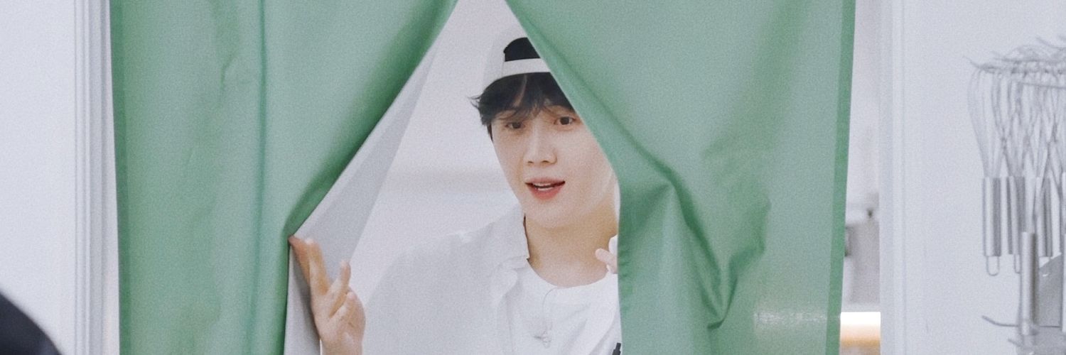 ℳ𝒶𝓂's banner
