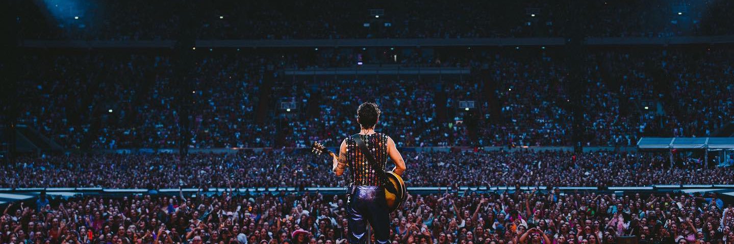 shaggy-haired musicians stan 🦋's banner
