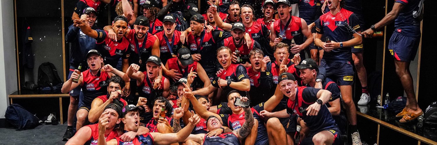 MyHeartBeatsTrue's banner