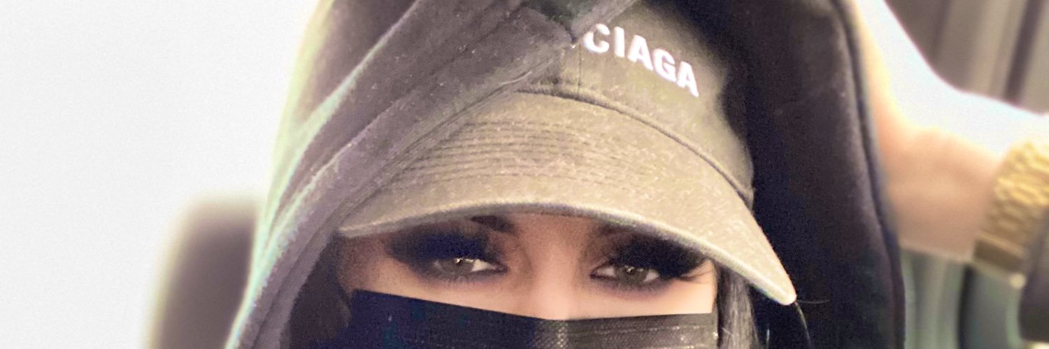 karina kashknickers 😎's banner