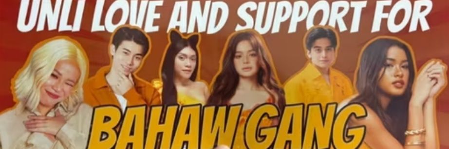 Sarah 🦄 😇🐝 🐋's banner